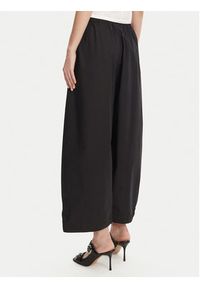 Pinko - PINKO Spodnie materiałowe 105210 A2LD Czarny Relaxed Fit. Kolor: czarny. Materiał: bawełna