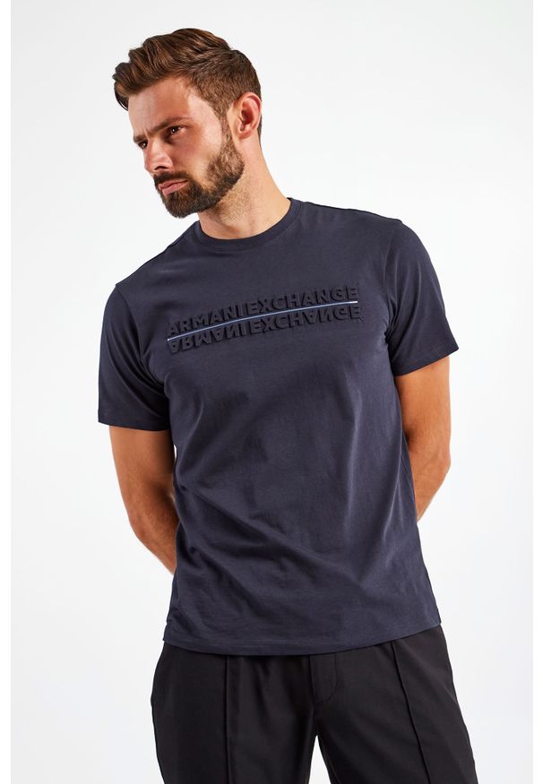 Armani Exchange - T-SHIRT ARMANI EXCHANGE. Materiał: bawełna, tkanina. Długość rękawa: krótki rękaw. Długość: krótkie. Wzór: napisy