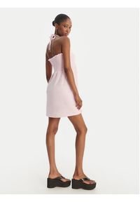Juicy Couture Sukienka letnia Smocked Terry JCGED126007 Różowy Regular Fit. Kolor: różowy. Materiał: bawełna. Sezon: lato #3