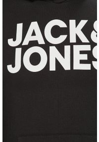 Jack & Jones Bluza męska kolor czarny z kapturem z nadrukiem. Okazja: na co dzień. Typ kołnierza: kaptur. Kolor: czarny. Materiał: dzianina. Wzór: nadruk. Styl: casual