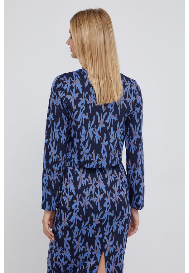 Desigual - Sweter. Okazja: na co dzień. Kolor: niebieski. Materiał: dzianina. Długość rękawa: długi rękaw. Długość: długie. Styl: casual