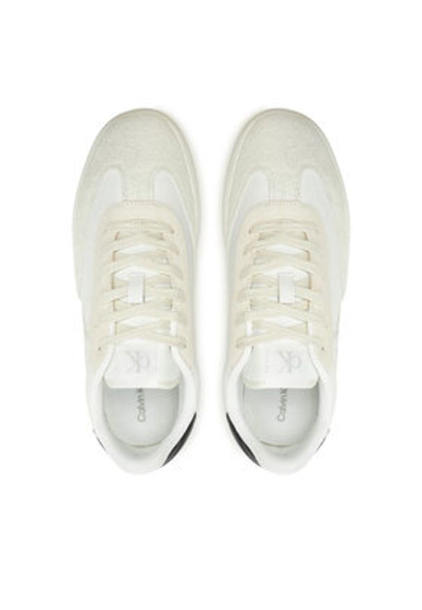 Calvin Klein Jeans Sneakersy YM0YM00885 Biały. Kolor: biały. Materiał: skóra