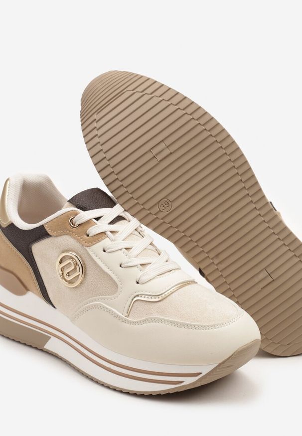 Born2be - Beżowe Sneakersy na Grubej Podeszwie z Ozdobną Naszywką Ronivelle. Kolor: beżowy. Materiał: jeans. Wzór: aplikacja