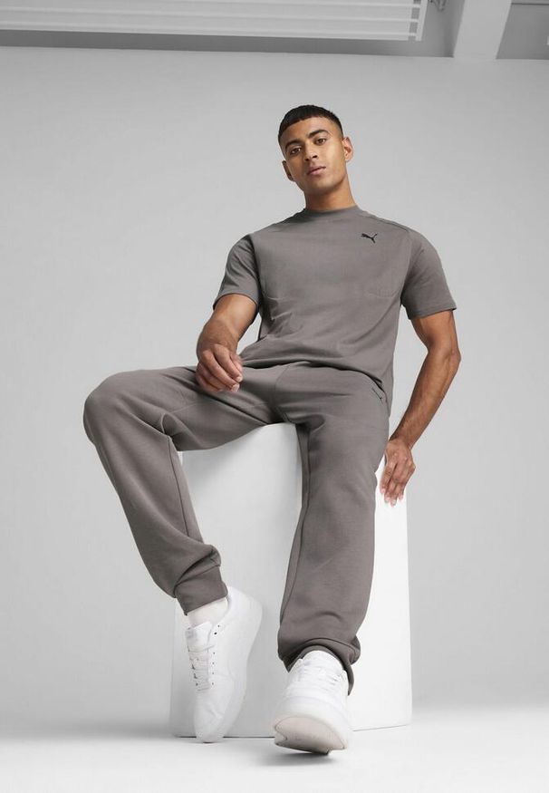 Puma - Męskie spodnie PUMATECH PUMA Cast Iron Gray. Kolor: szary. Materiał: dresówka