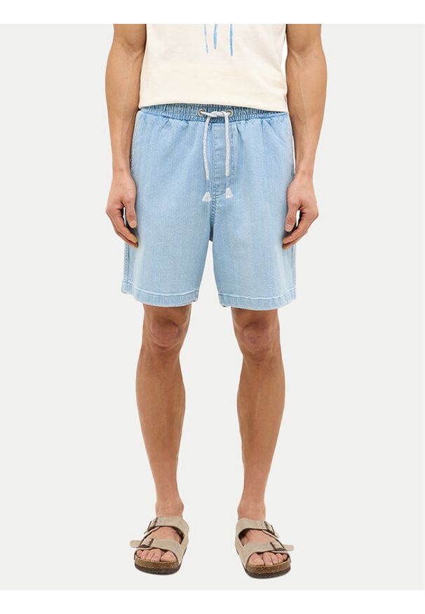 Mustang Szorty jeansowe Prague 1016652 Niebieski Loose Fit. Kolor: niebieski. Materiał: bawełna