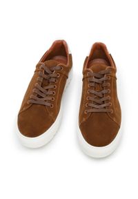 Wittchen - Męskie sneakersy zamszowe na grubej podeszwie brązowe. Okazja: na co dzień. Kolor: brązowy. Materiał: zamsz, skóra #10