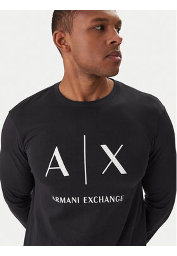 Armani Exchange T-Shirt XM002684 AF10356 UB101 Granatowy Regular Fit. Kolor: niebieski. Materiał: bawełna