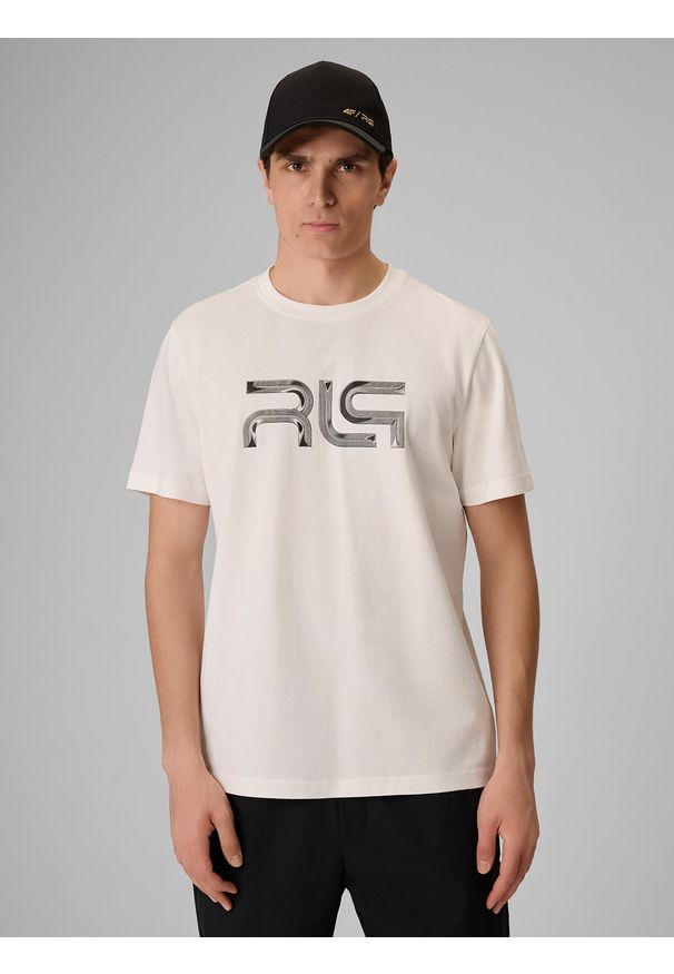 4f - 4F T-shirt regular z nadrukiem męski 4F x Robert Lewandowski - biały XL. Okazja: na co dzień, na spacer. Kolor: biały. Materiał: jersey, bawełna, materiał, dzianina. Wzór: nadruk. Sezon: lato. Styl: sportowy, klasyczny, casual