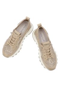 Beżowe Sneakersy Vinceza Modne Obuwie Damskie. Okazja: na co dzień. Zapięcie: sznurówki. Kolor: beżowy. Materiał: jeans, materiał, koronka. Wzór: aplikacja, koronka #4