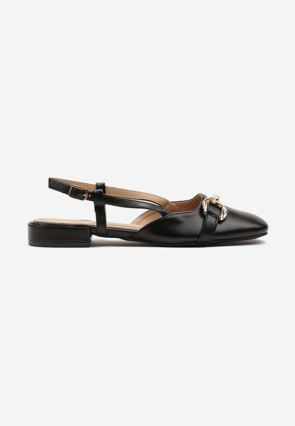 Renee - Czarne Sandały Slingback z Kwadratowym Noskiem i Metaliczną Aplikacją Koriorielle. Okazja: na co dzień. Kolor: czarny. Wzór: aplikacja. Styl: elegancki, casual