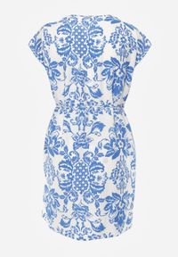 Born2be - Niebieska Pudełkowa Sukienka z Wiskozy w Stylu Casual z Wiązanym Paskiem Tepena. Okazja: na co dzień. Kolekcja: plus size. Kolor: niebieski. Materiał: wiskoza. Sezon: lato. Typ sukienki: proste. Styl: casual #6