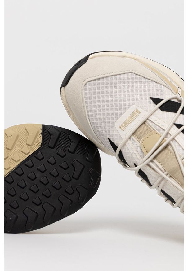 adidas Performance - Buty TERREX VOYAGER 21. Nosek buta: okrągły. Zapięcie: sznurówki. Kolor: beżowy. Materiał: guma
