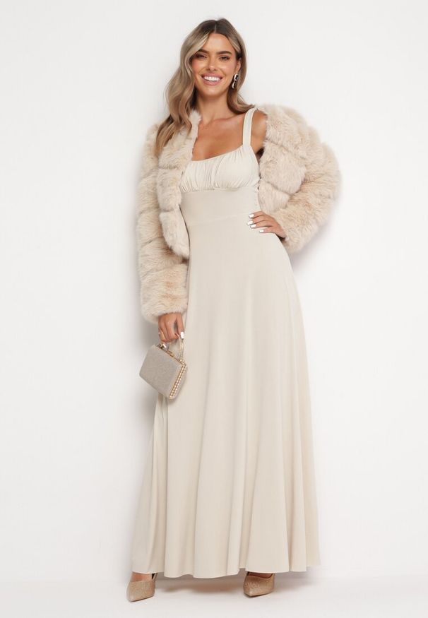 Born2be - Jasnobeżowa Rozkloszowana Sukienka Maxi z Wiązanymi Ramiączkami Lisija. Kolor: beżowy. Długość rękawa: na ramiączkach. Styl: elegancki. Długość: maxi
