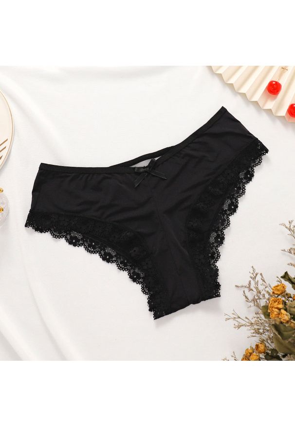 Intica - Majtki z koronką i wycięciem na specjalne okazje Kantha. Kolor: czarny. Materiał: koronka. Wzór: koronka