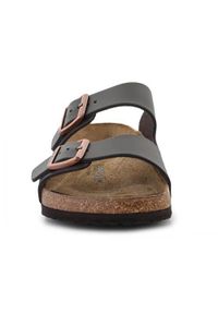 Klapki unisex Birkenstock Arizona. Zapięcie: bez zapięcia. Kolor: czarny. Materiał: skóra. Szerokość cholewki: normalna. Sport: turystyka piesza