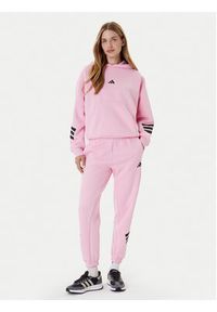 Adidas - adidas Bluza Future Icons 3-Stripes JE0183 Różowy Loose Fit. Kolor: różowy. Materiał: bawełna