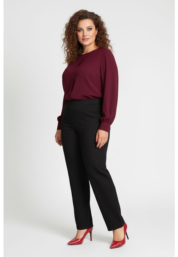 Moda Size Plus Iwanek - Eleganckie czarne spodnie Jeangaliny11 o kroju wide leg PLUS SIZE XXL OVERSIZE JESIEŃ. Okazja: do pracy, na co dzień. Stan: podwyższony. Kolekcja: plus size. Kolor: czarny. Materiał: wiskoza, poliester, tkanina, bawełna. Sezon: jesień. Styl: elegancki