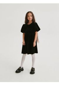 Reserved - Welurowa sukienka - czarny. Kolor: czarny. Materiał: welur