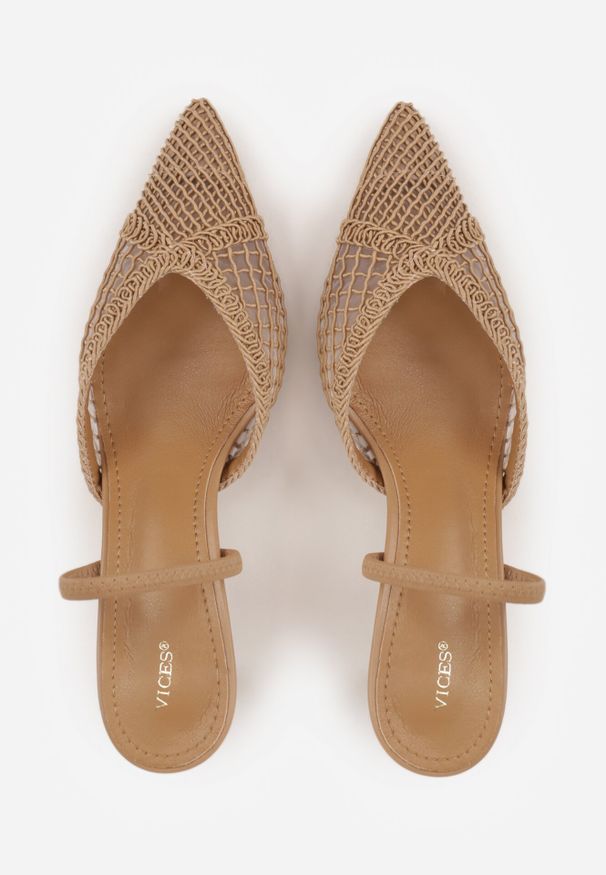 Born2be - Ciemnobeżowe Szpilki VICES z Siateczkową Cholewką Idahpeia. Okazja: do pracy, na co dzień, na spotkanie biznesowe. Zapięcie: pasek. Kolor: beżowy. Szerokość cholewki: normalna. Obcas: na szpilce. Styl: elegancki, biznesowy, klasyczny, casual