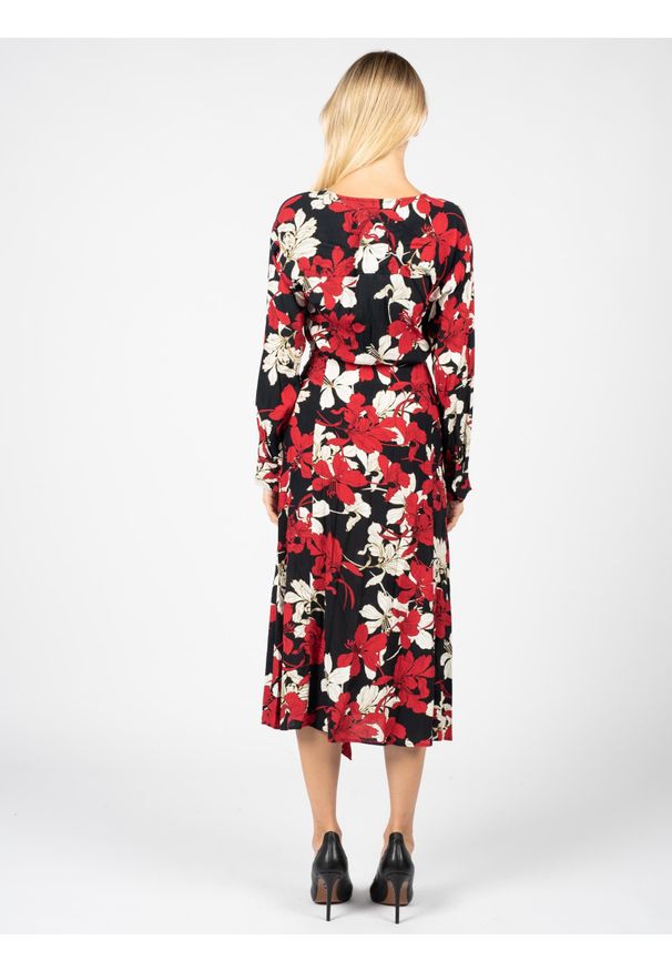 Pinko Sukienka "Utilizzare" | 1N13FA -A010 | Utilizzare | Kobieta | Czarny, Biały, Czerwony. Kolor: czarny, czerwony, biały, wielokolorowy. Materiał: wiskoza. Długość rękawa: długi rękaw. Wzór: aplikacja, kwiaty. Typ sukienki: kopertowe. Długość: midi
