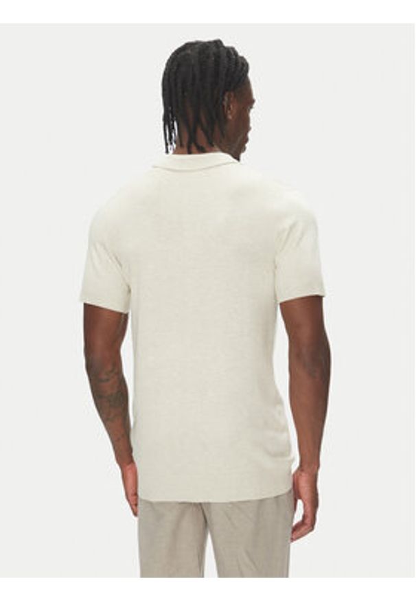 Lindbergh Polo 30-800159 Beżowy Slim Fit. Typ kołnierza: polo. Kolor: beżowy. Materiał: wiskoza