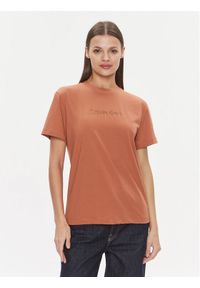 Calvin Klein T-Shirt Hero Logo K20K205448 Brązowy Regular Fit. Kolor: brązowy. Materiał: bawełna