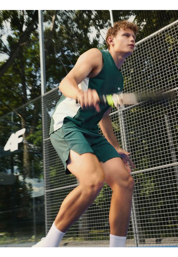 4f - 4F Spodenki tenisowe szybkoschnące męskie - zielone M. Kolor: zielony. Materiał: materiał. Długość: krótkie. Sport: tenis