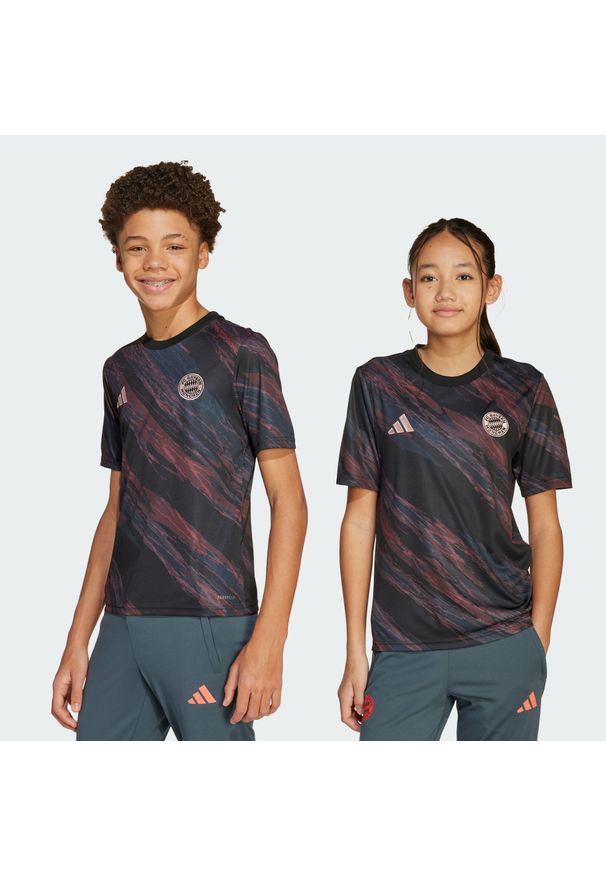 Adidas - Koszulka FC Bayern 25/26 Pre-Match Kids. Kolor: czarny. Sport: piłka nożna