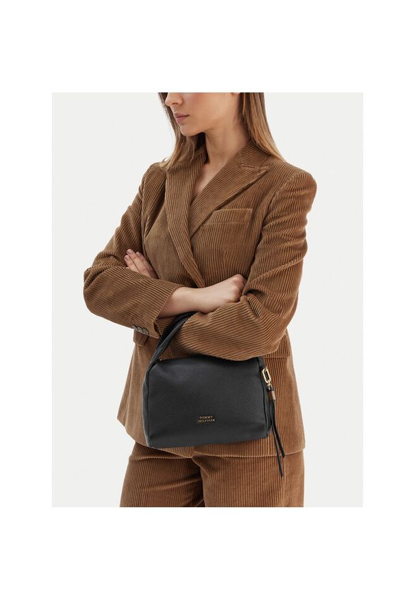 TOMMY HILFIGER - Torebka Tommy Hilfiger. Kolor: czarny