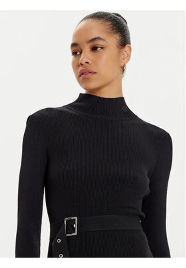 Karl Lagerfeld - KARL LAGERFELD Sukienka dzianinowa 246W1321 Czarny Slim Fit. Typ kołnierza: dekolt w karo. Kolor: czarny. Materiał: syntetyk, wiskoza