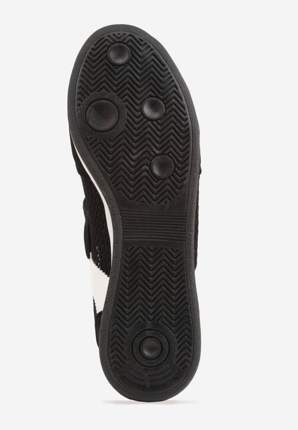 Renee - Czarne Tenisówki Typu Sneakeriny Ozdobione Napisem Emirinne. Okazja: na co dzień. Zapięcie: rzepy. Kolor: czarny. Wzór: napisy, aplikacja. Styl: sportowy, casual