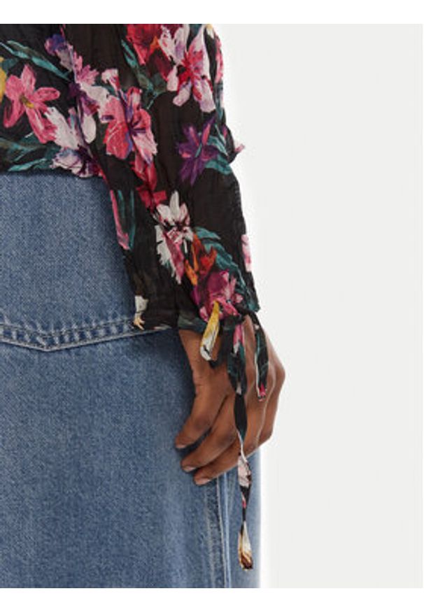 Desigual Bluzka Flori 25WWBW03 Czarny Regular Fit. Kolor: czarny. Materiał: syntetyk