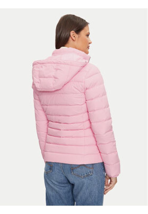 Tommy Jeans Kurtka puchowa Basic DW0DW18312 Różowy Slim Fit. Kolor: różowy. Materiał: syntetyk