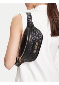 Love Moschino - LOVE MOSCHINO Saszetka nerka JC4003PP1NLA0000 Czarny. Kolor: czarny. Materiał: skóra #5