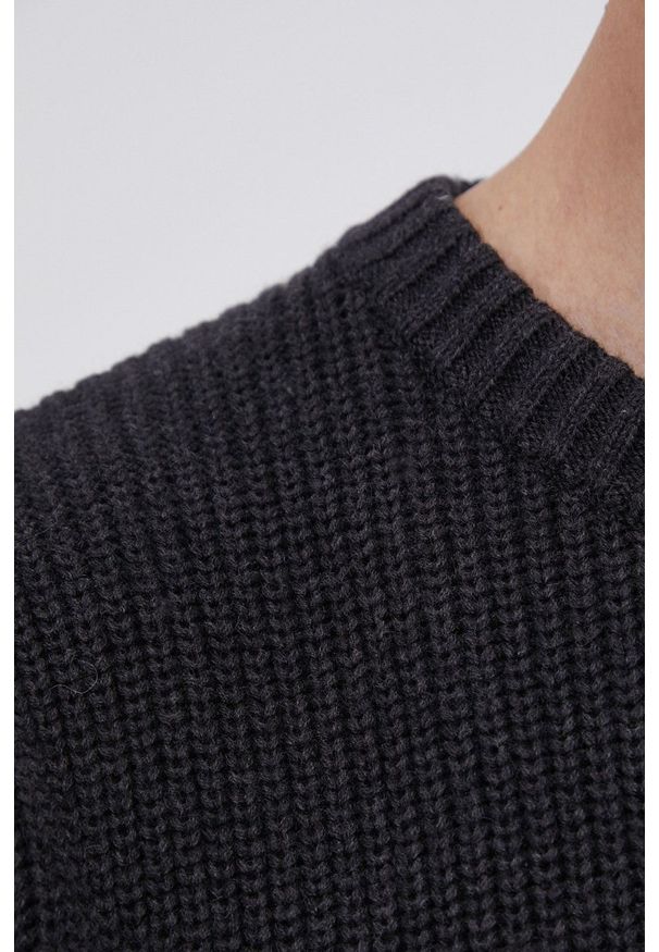 Pepe Jeans Sweter z domieszką wełny męski kolor szary. Okazja: na co dzień. Kolor: szary. Materiał: wełna. Długość rękawa: długi rękaw. Długość: długie. Styl: casual