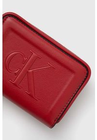 Calvin Klein Jeans portfel damski kolor czerwony. Kolor: czerwony #3