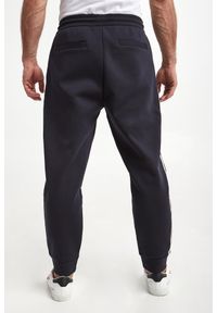 Armani Exchange - Spodnie dresowe ARMANI EXCHANGE. Materiał: dresówka #3