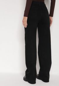 Born2be - Czarne Jeansy z Wiskozą o Szerokim Kroju z Wysokim Stanem Meviatea. Okazja: na co dzień. Stan: podwyższony. Kolekcja: plus size. Kolor: czarny. Styl: casual, klasyczny #4