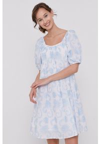 medicine - Medicine - Sukienka Summer Linen. Typ kołnierza: dekolt hiszpanka. Kolor: biały. Materiał: tkanina