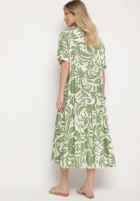 Born2be - Zielona Wiskozowa Rozkloszowana Sukienka z Falbaną Filindania. Okazja: na co dzień. Kolor: zielony. Materiał: wiskoza. Styl: casual, elegancki #2