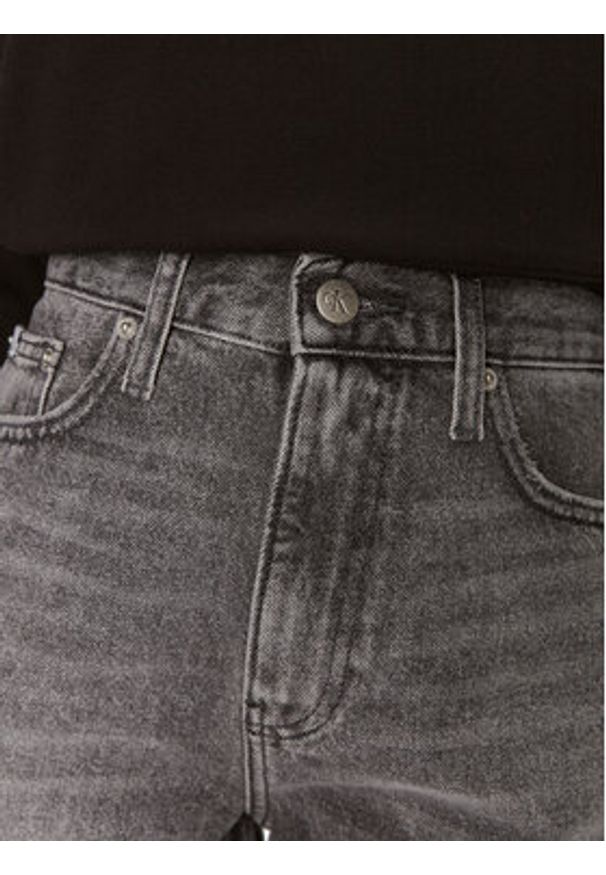 Calvin Klein Jeans Szorty jeansowe J20J223508 Szary Regular Fit. Kolor: szary. Materiał: jeans, bawełna
