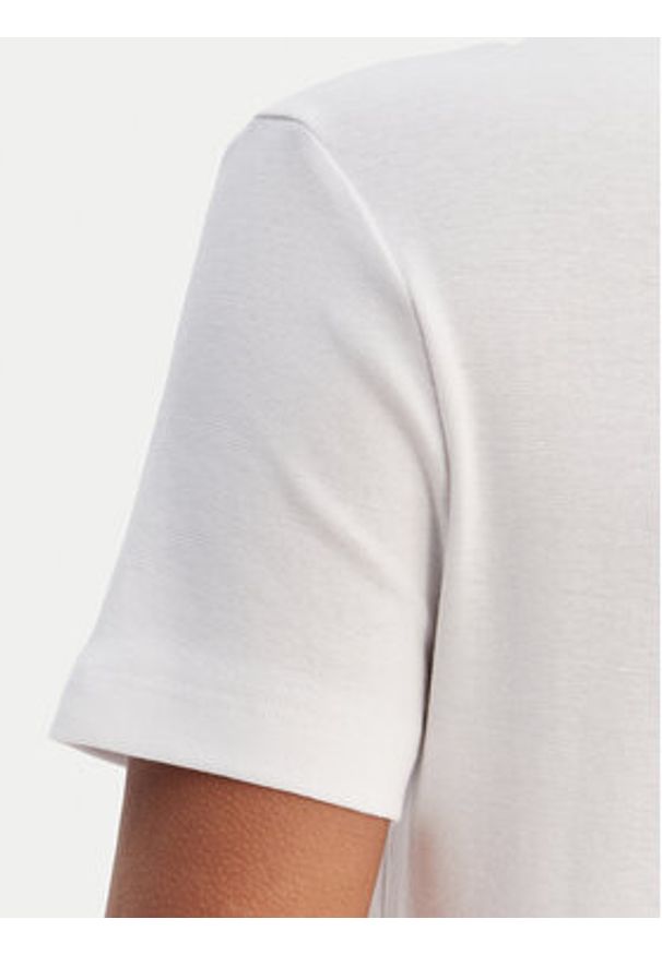 Desigual T-Shirt 26SWTK07 Biały Regular Fit. Kolor: biały. Materiał: bawełna