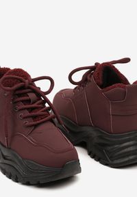 Renee - Bordowe Trapery Sneakersy Vices na Platformie z Tłoczeniem Nirrise. Okazja: na co dzień. Kolor: czerwony. Materiał: dresówka. Obcas: na platformie. Styl: casual #4