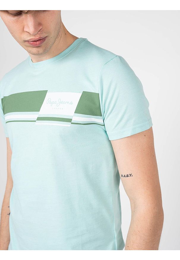 Pepe Jeans T-shirt Kade | | Mężczyzna |. Materiał: tkanina, prążkowany. Wzór: aplikacja, nadruk