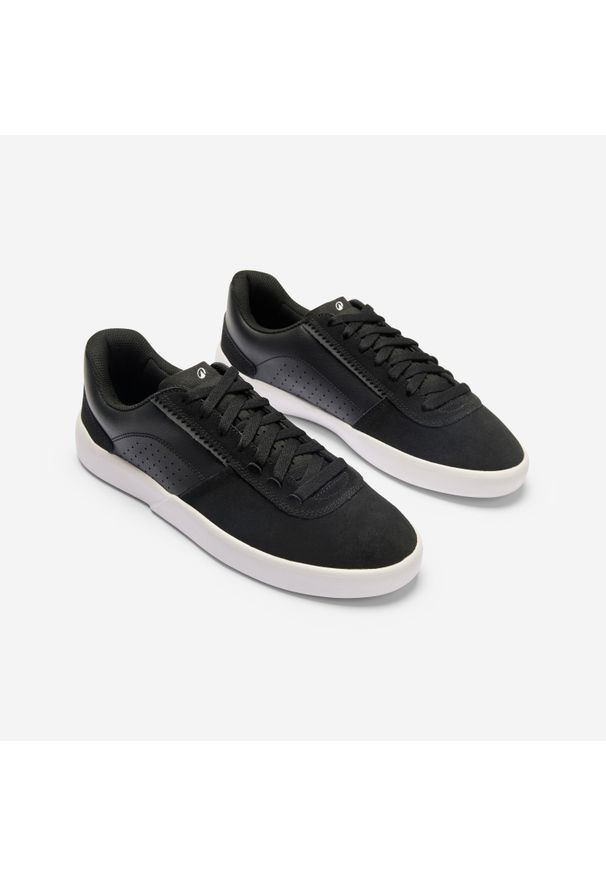 Decathlon - Buty na deskorolkę niskie "cupsole" dla dorosłych Crush 500 czarno-białe. Kolor: biały, czarny, wielokolorowy. Materiał: kauczuk, skóra. Sport: skateboard