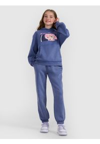 4f - 4F Spodnie dresowe joggery dziewczęce - niebieskie 134 (8-9 lat). Okazja: na co dzień. Kolor: niebieski. Materiał: dresówka. Sezon: lato. Styl: casual #1