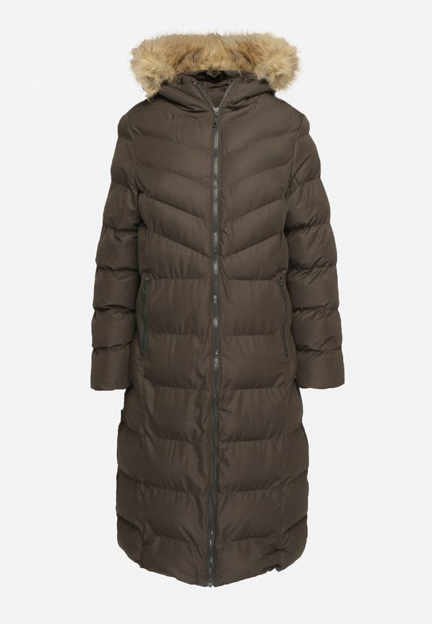 Born2be - Ciemnozielona Kurtka Pikowana Mocno Ocieplana z Kapturem z Futerkiem Gelirra. Okazja: na co dzień. Typ kołnierza: kaptur. Kolor: zielony. Materiał: futro. Długość rękawa: długi rękaw. Długość: długie. Styl: casual, elegancki