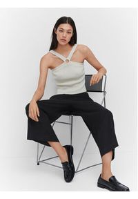 mango - Mango Kuloty Linovis 57081179 Czarny Cropped Fit. Kolor: czarny. Materiał: len #6