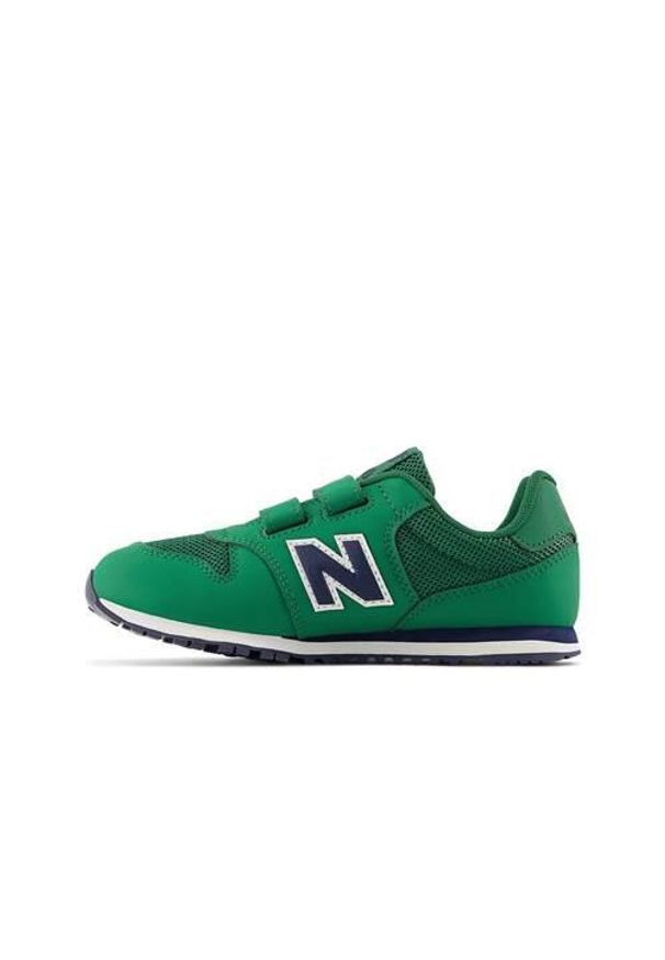 Buty do chodzenia dla dzieci New Balance 500. Zapięcie: rzepy. Kolor: zielony, niebieski, wielokolorowy. Materiał: zamsz, syntetyk, materiał. Szerokość cholewki: normalna. Sport: turystyka piesza