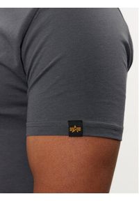 Alpha Industries T-Shirt Basic 100501 Szary Regular Fit. Kolor: czarny. Materiał: bawełna